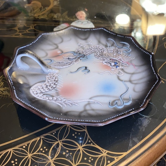Vintage RS Made in Japan Moriage Dragonware Nappy Dish Scalloped Edge, 3D Dragon - Picture 2 of 5